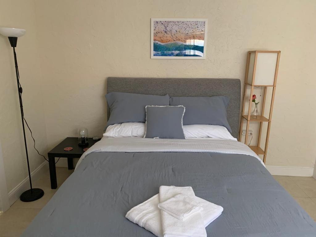 Pretty Private Room, Near The Airport - Free Parking - 01 ميامي المظهر الخارجي الصورة