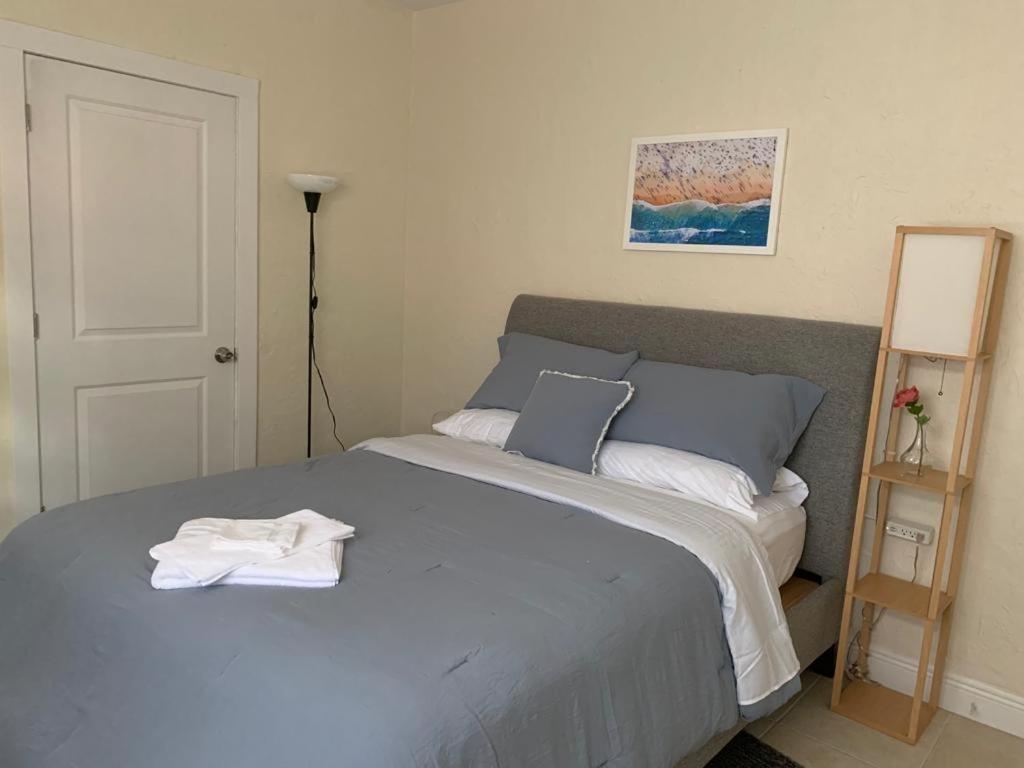 Pretty Private Room, Near The Airport - Free Parking - 01 ميامي المظهر الخارجي الصورة