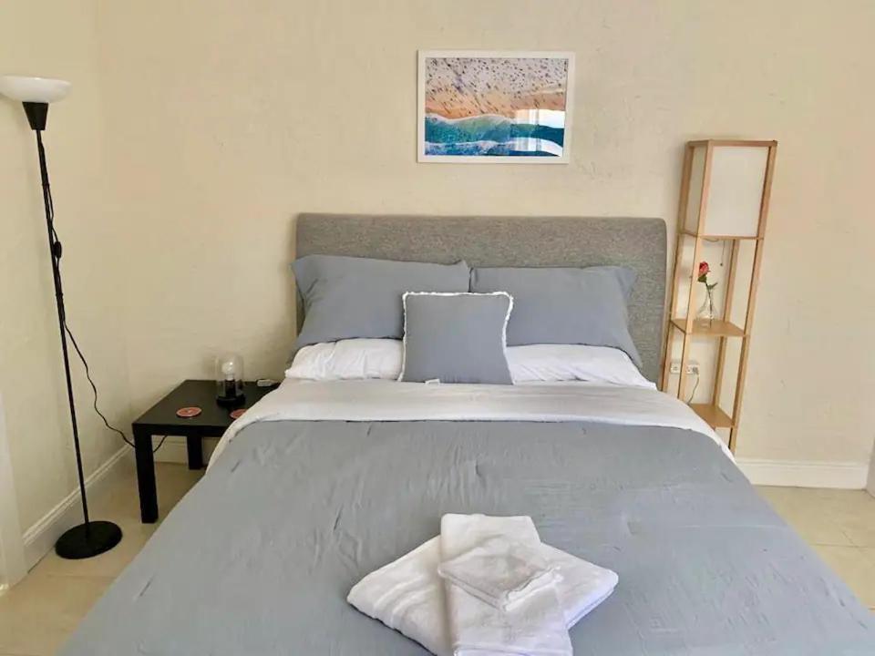 Pretty Private Room, Near The Airport - Free Parking - 01 ميامي المظهر الخارجي الصورة