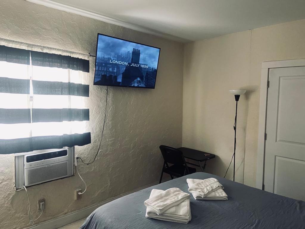 Pretty Private Room, Near The Airport - Free Parking - 01 ميامي المظهر الخارجي الصورة