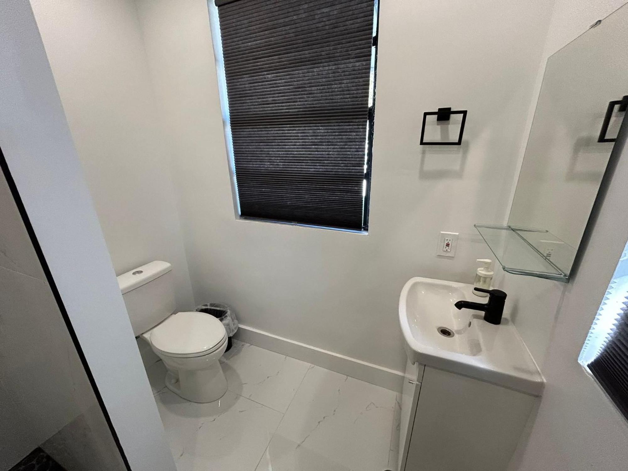 Pretty Private Room, Near The Airport - Free Parking - 01 ميامي المظهر الخارجي الصورة